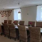 Paus 3* Gotzendorf an Der Leitha