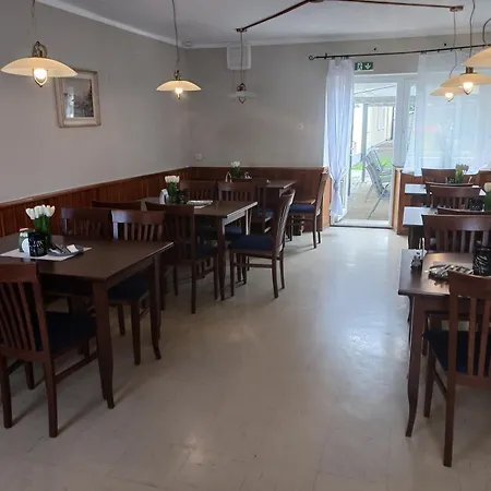 Paus Gotzendorf an Der Leitha