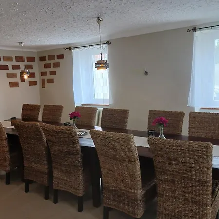 Paus 3* Gotzendorf an Der Leitha