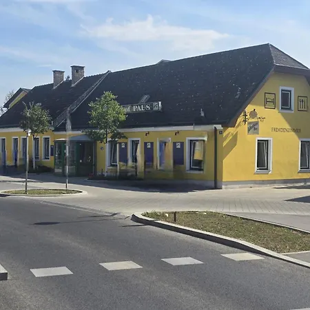 Paus Gæstehus